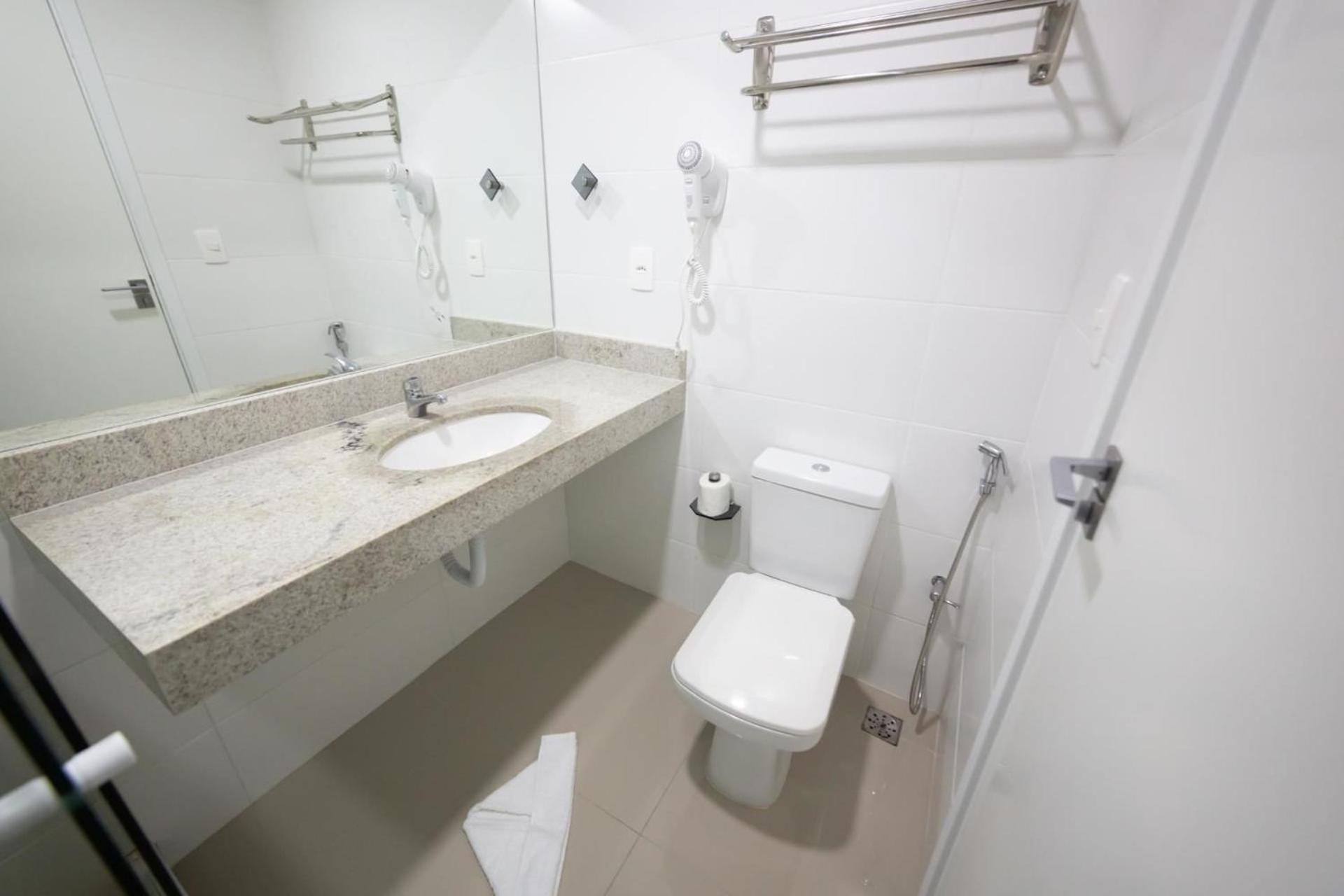 Apartamento Flat 428 No Centro De A 700m Da